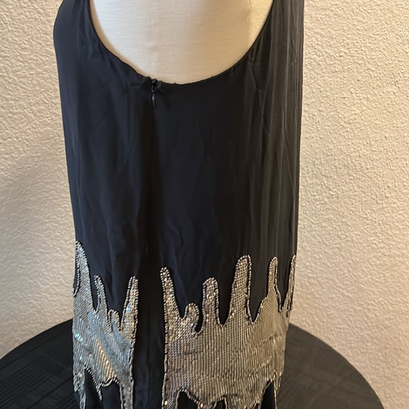 MM Couture Black Silk Tank Top with Silver Sequined Accent Sz M - Picture 8 of 10